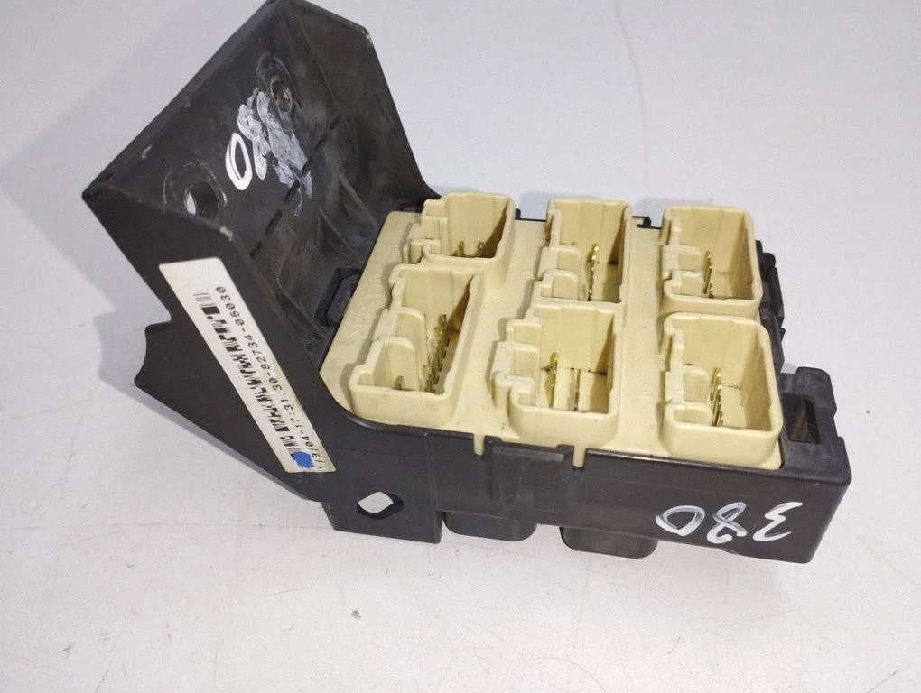 Fuse module 8273405030