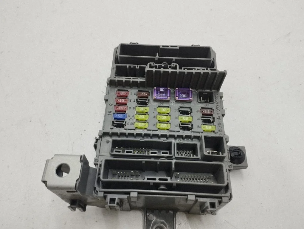 Drošinātāju bloks TLOE213EC