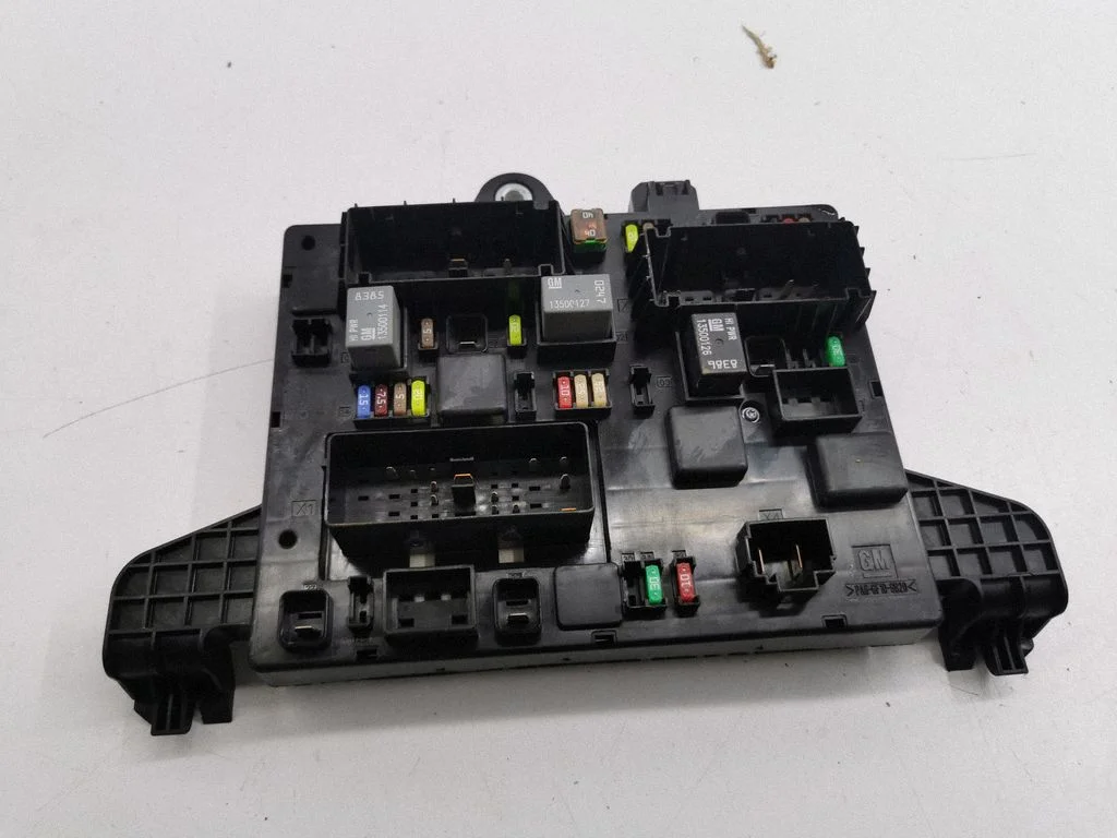 Fuse module 13302301