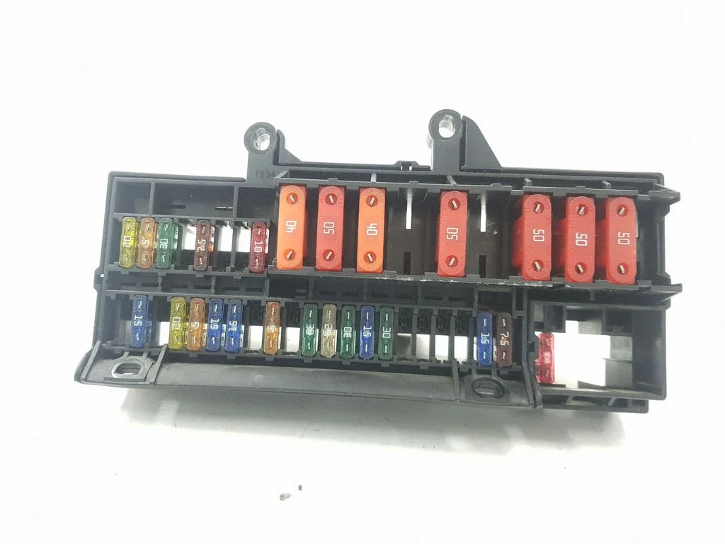 Fuse module 18560