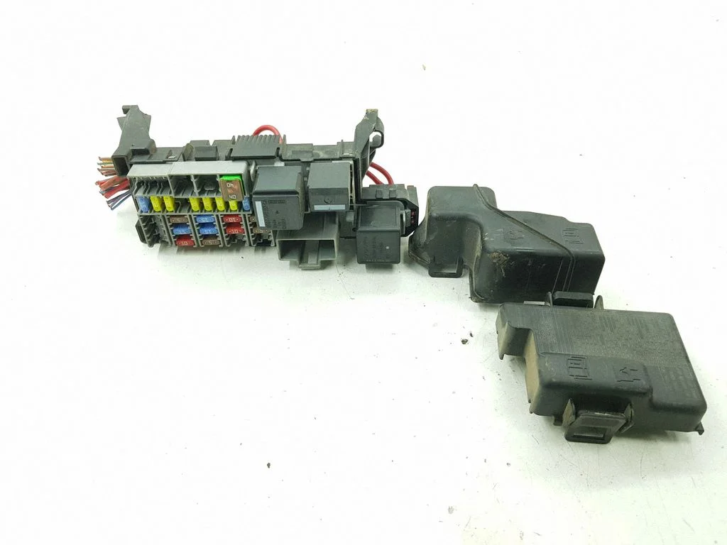 Fuse module 3800159HWB