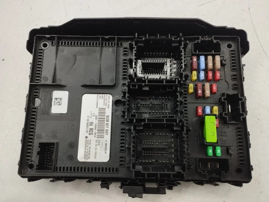 Moduł bezpieczników JX6T15604RCG