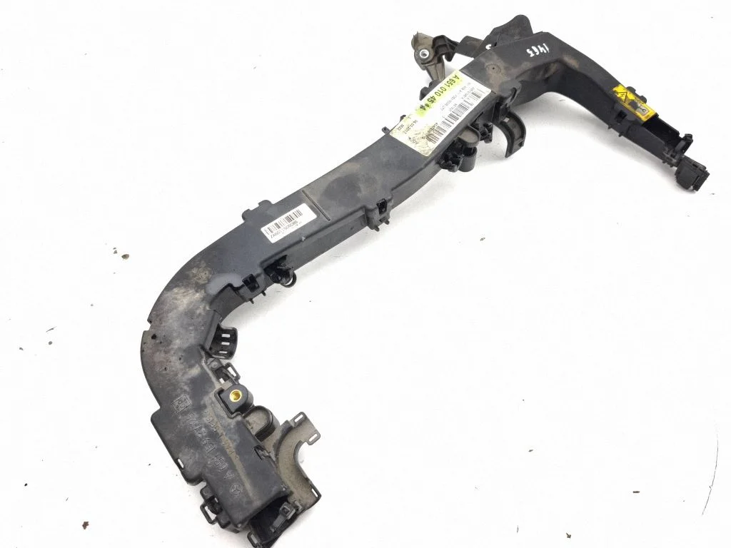 Cita motora nodalījuma detaļa A6511592525