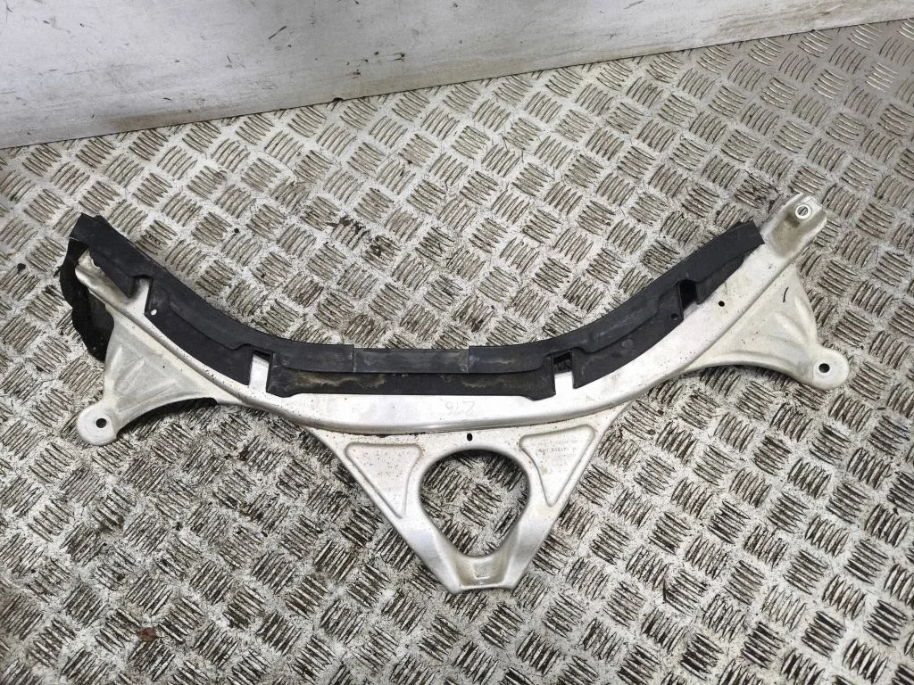 Other engine bay part – Audi A7 S7 4G (2011-2017)