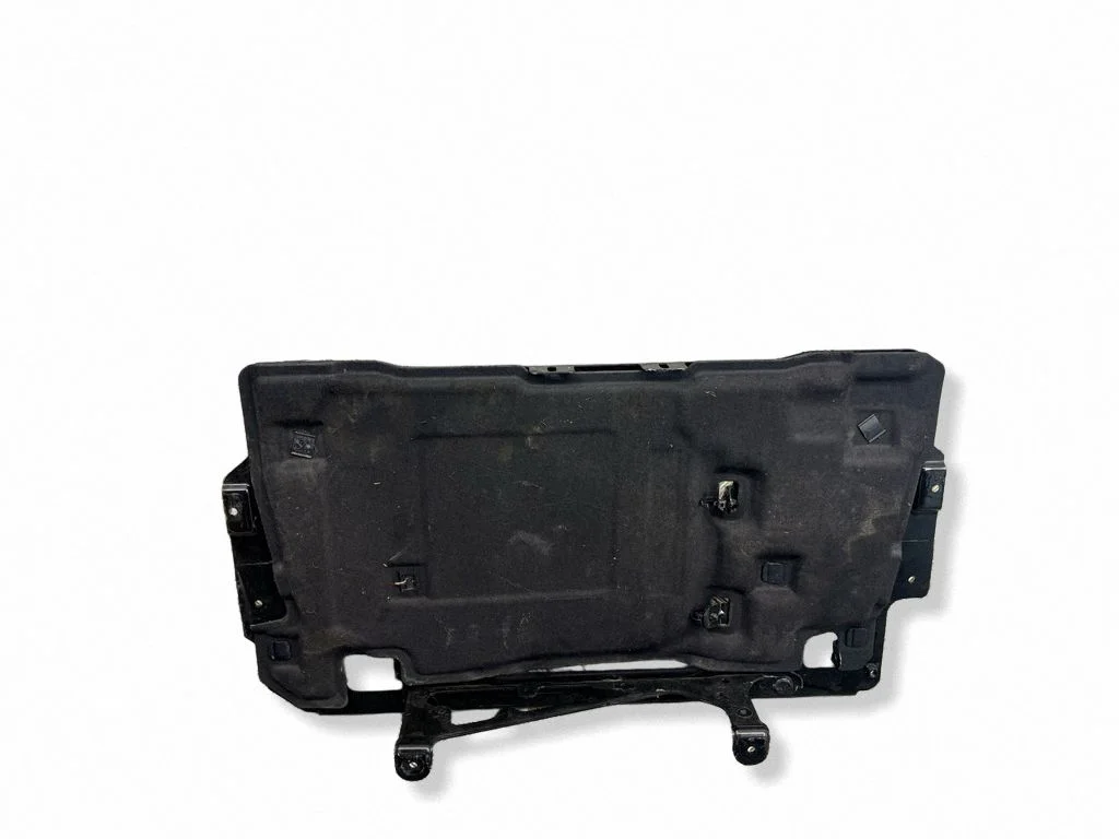 Cita motora nodalījuma detaļa 9J1864242B
