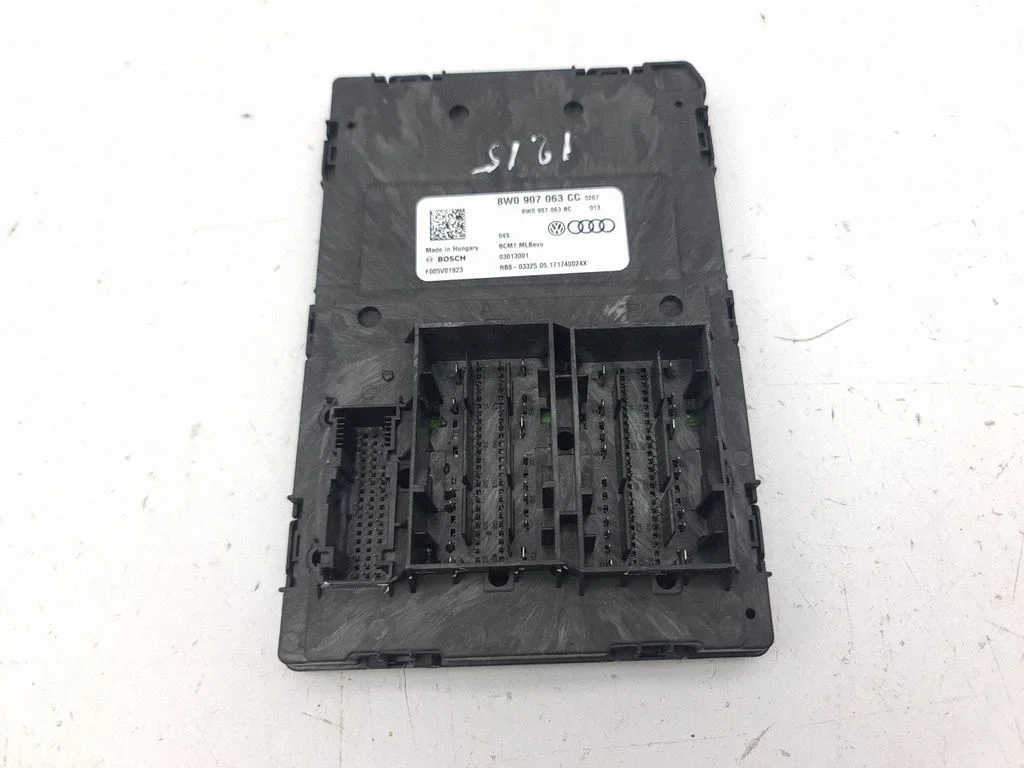 Comfort/convenience module 8W0907063CC