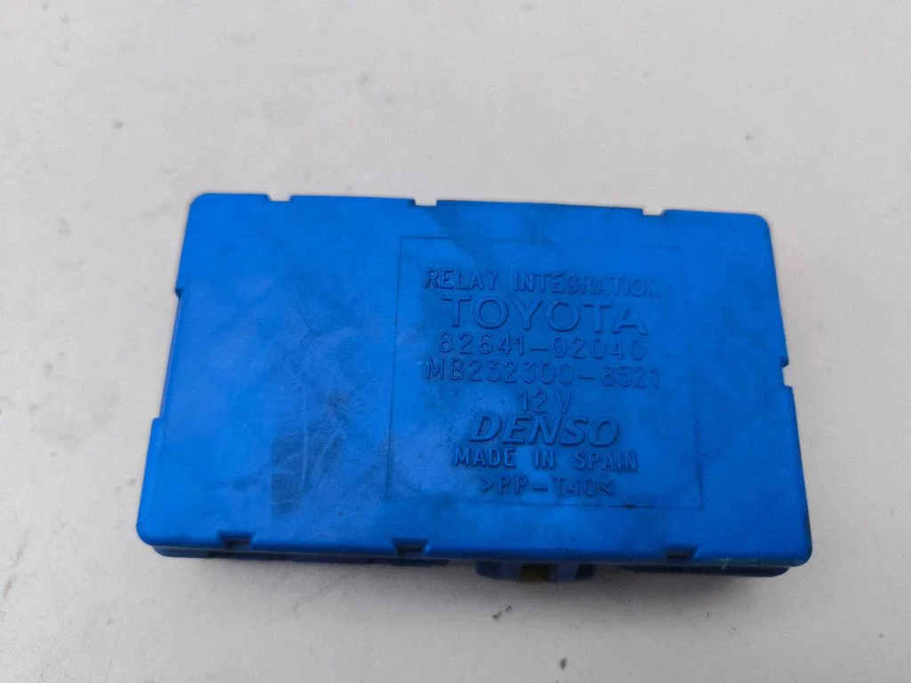 Comfort/convenience module 8264102040
