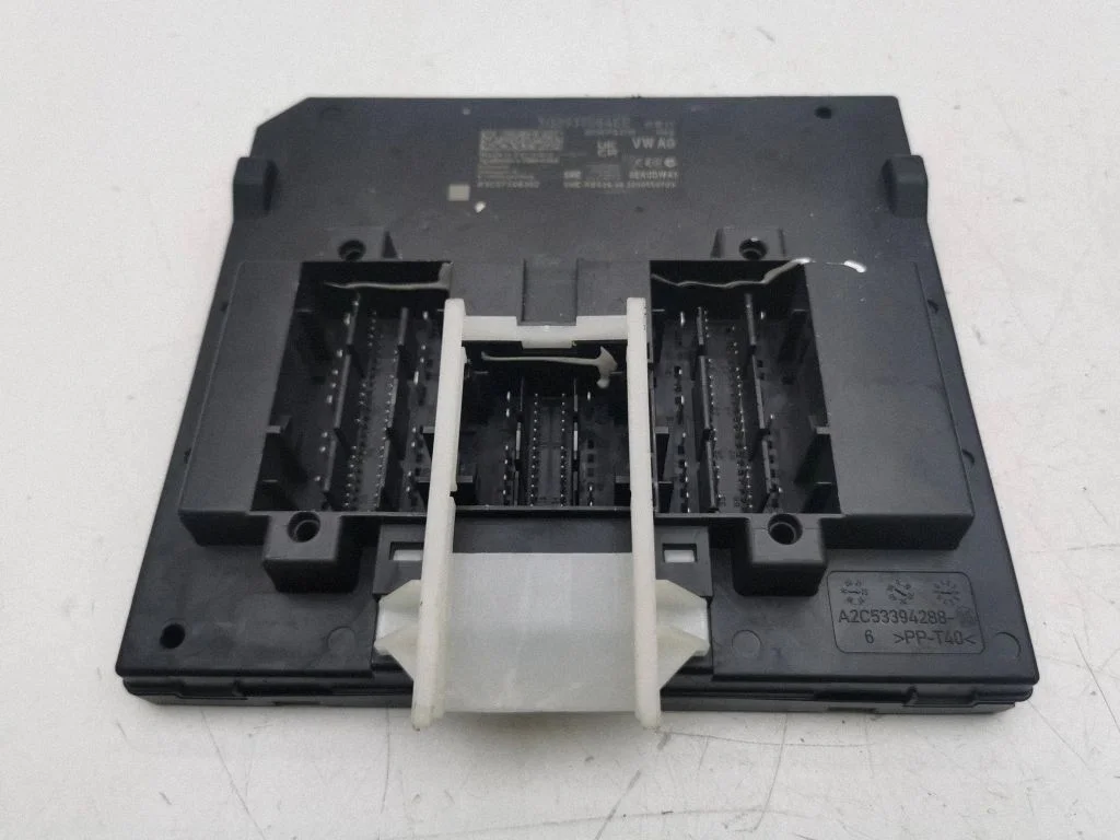 Comfort/convenience module 5Q0937084EB
