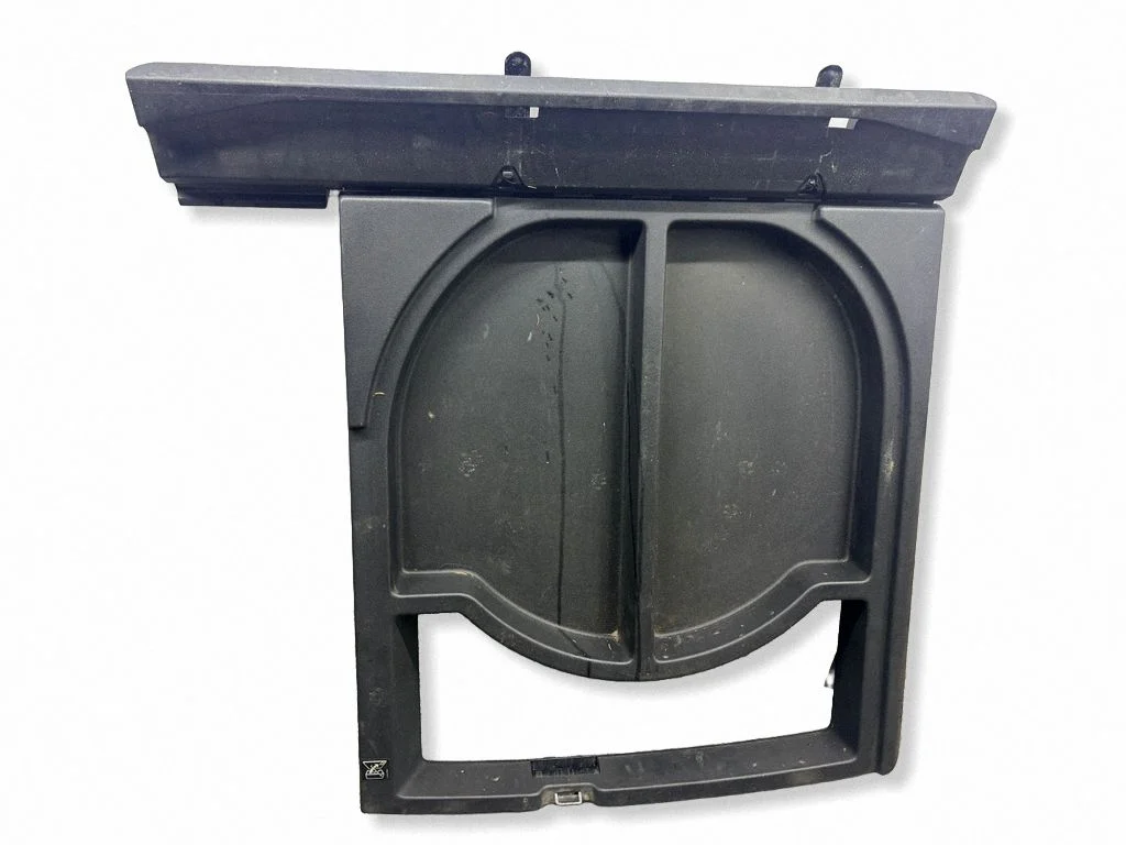 Cimdu nodalījums bagāžniekā 1J9858856