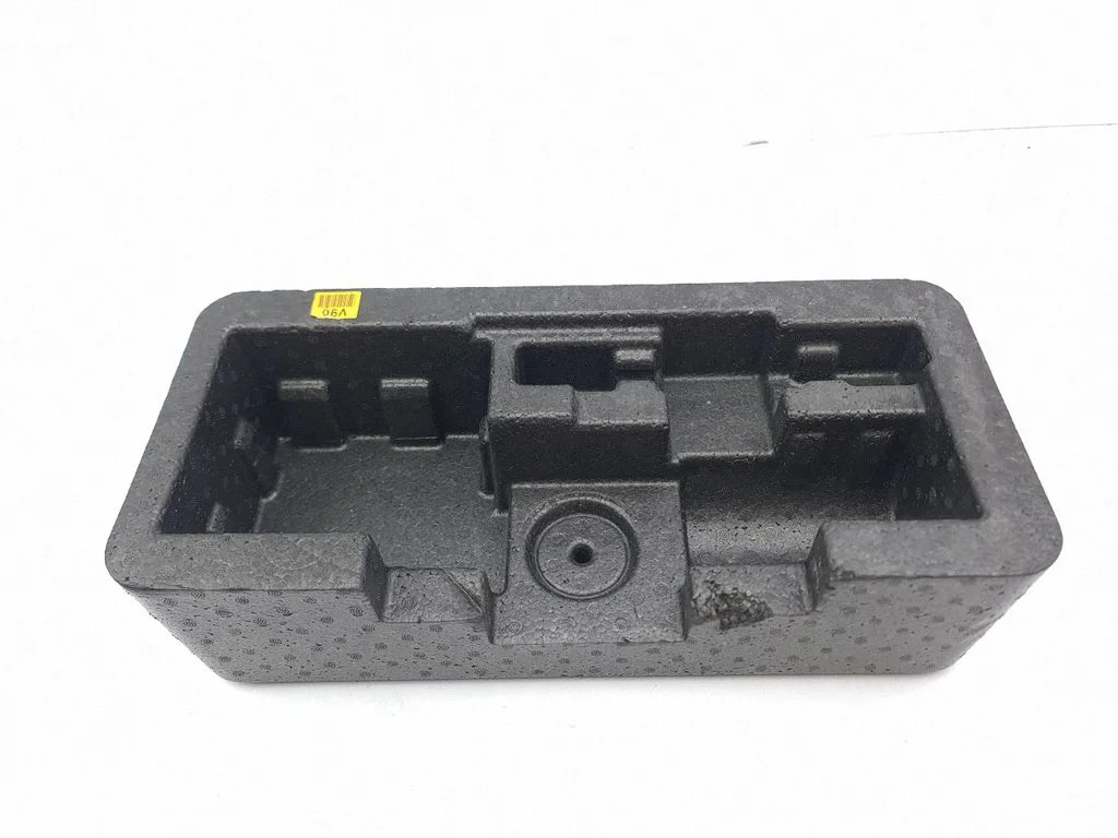 Glove box in trunk – KIA Niro (2022-)