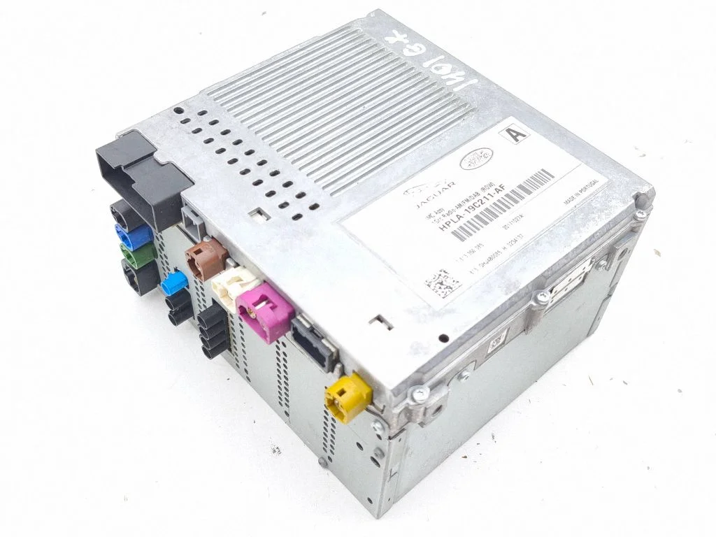 Radio/CD/DVD atskaņotājs/navigācija HPLA19C211AF