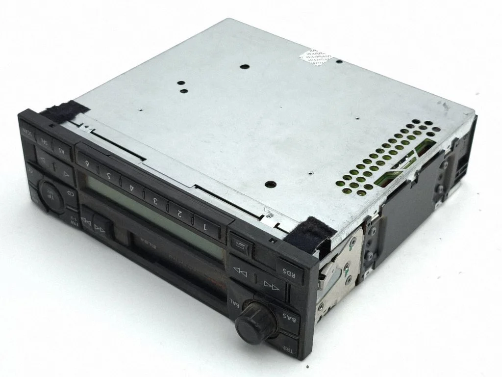 Radio/CD/DVD/GPS head unit – Seat Alhambra (Mk1) (1996-2010)