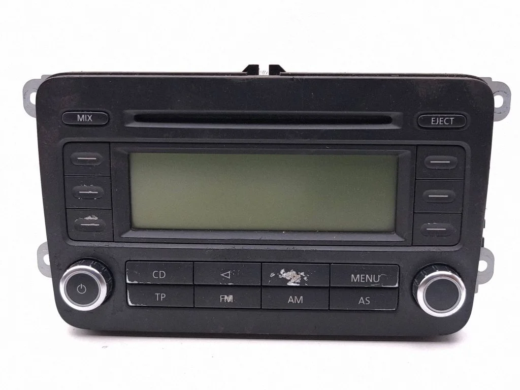 Radio/CD/DVD/GPS head unit VWZ2Z2D1818930