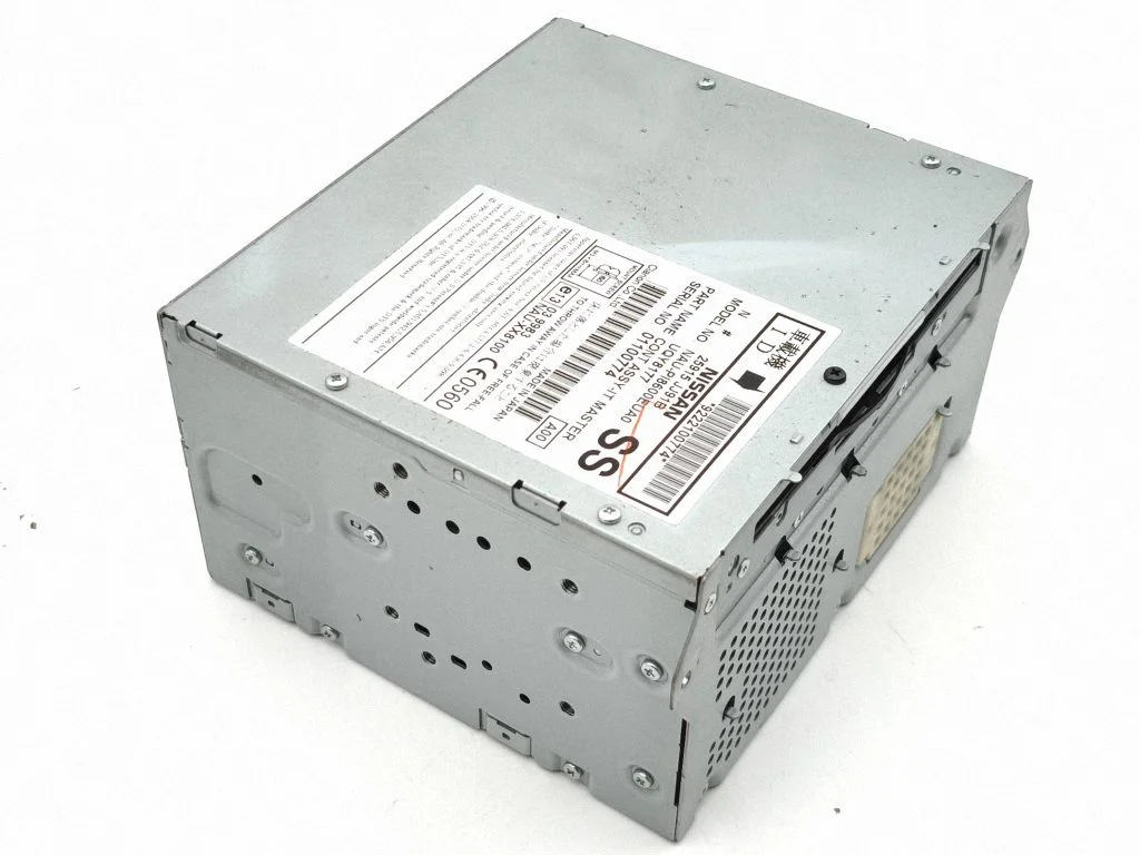 Radio/CD/DVD/GPS head unit 25915JJ91B