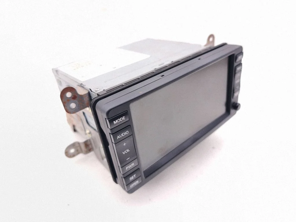 Radio/CD/DVD atskaņotājs/navigācija 8750A139