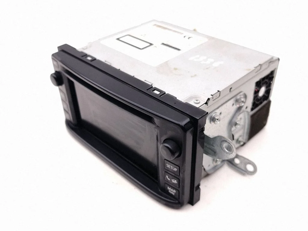 Radio/CD/DVD atskaņotājs/navigācija PZ4730021300
