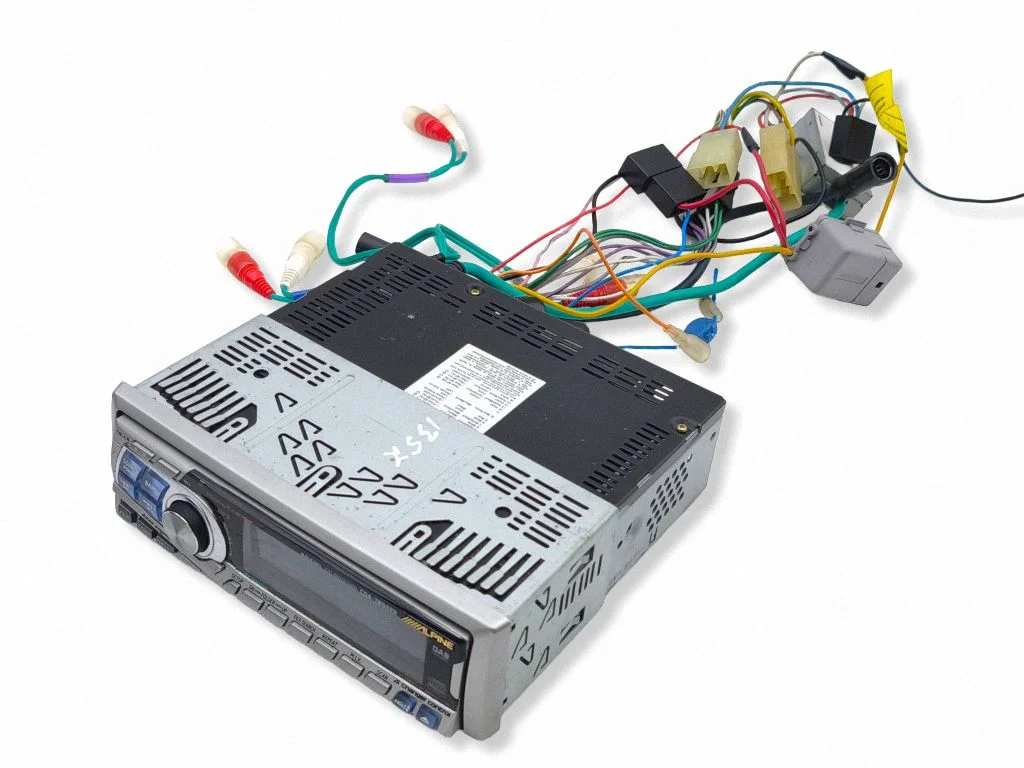 Radio/CD/DVD/GPS head unit