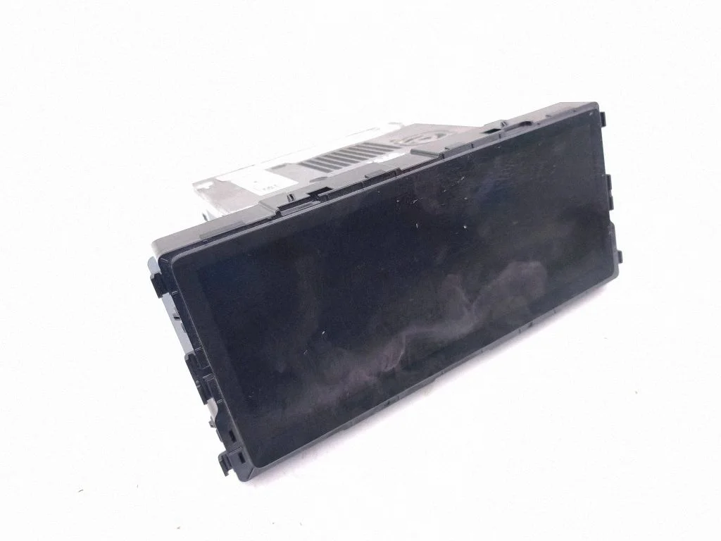Radio/CD/DVD/GPS head unit – KIA Niro (2016-2022)