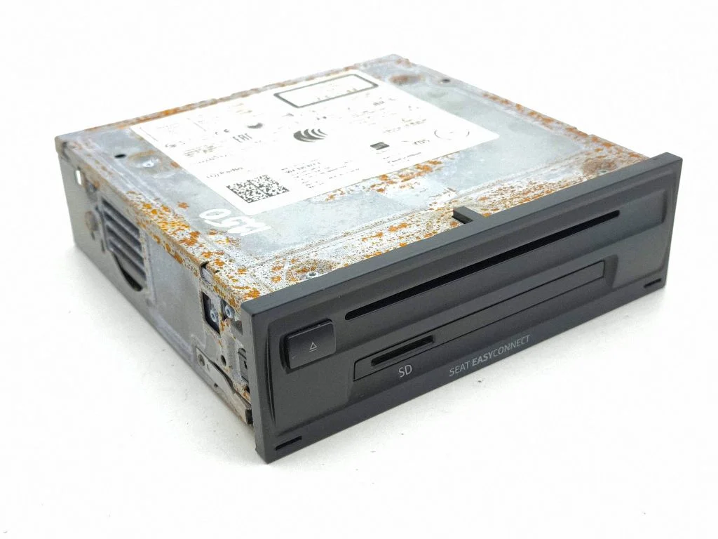 Radio/CD/DVD atskaņotājs/navigācija 5QA035824A