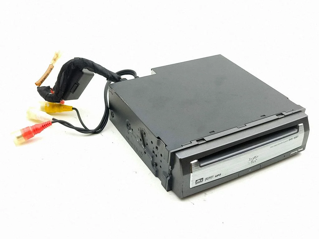 Radio/CD/DVD atskaņotājs/navigācija DVE5207