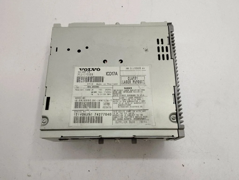 Radio/CD/DVD atskaņotājs/navigācija – Volvo V50 (2004-2007)