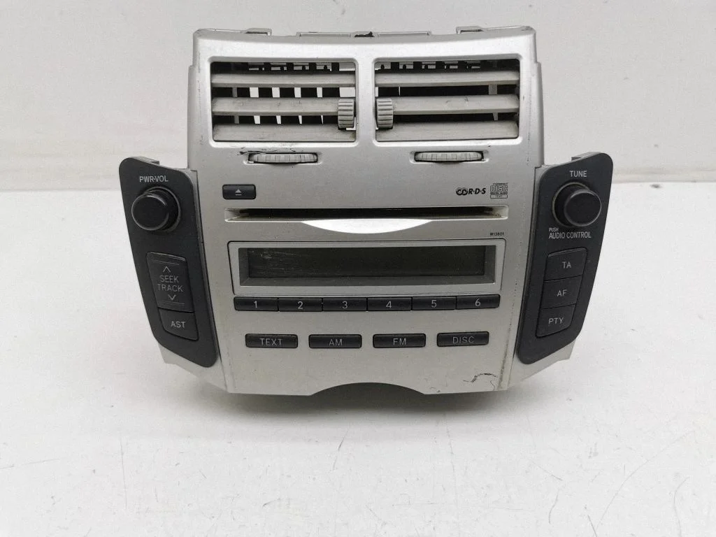 Radio/CD/DVD atskaņotājs/navigācija 861200D200