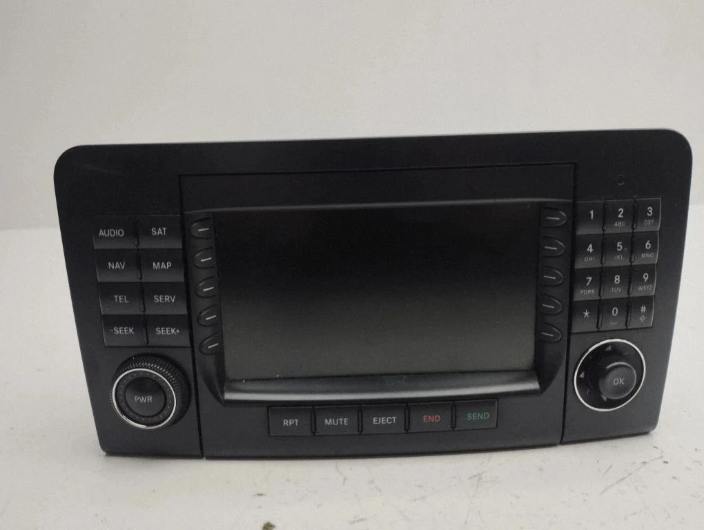 Radio/CD/DVD atskaņotājs/navigācija A1648200779