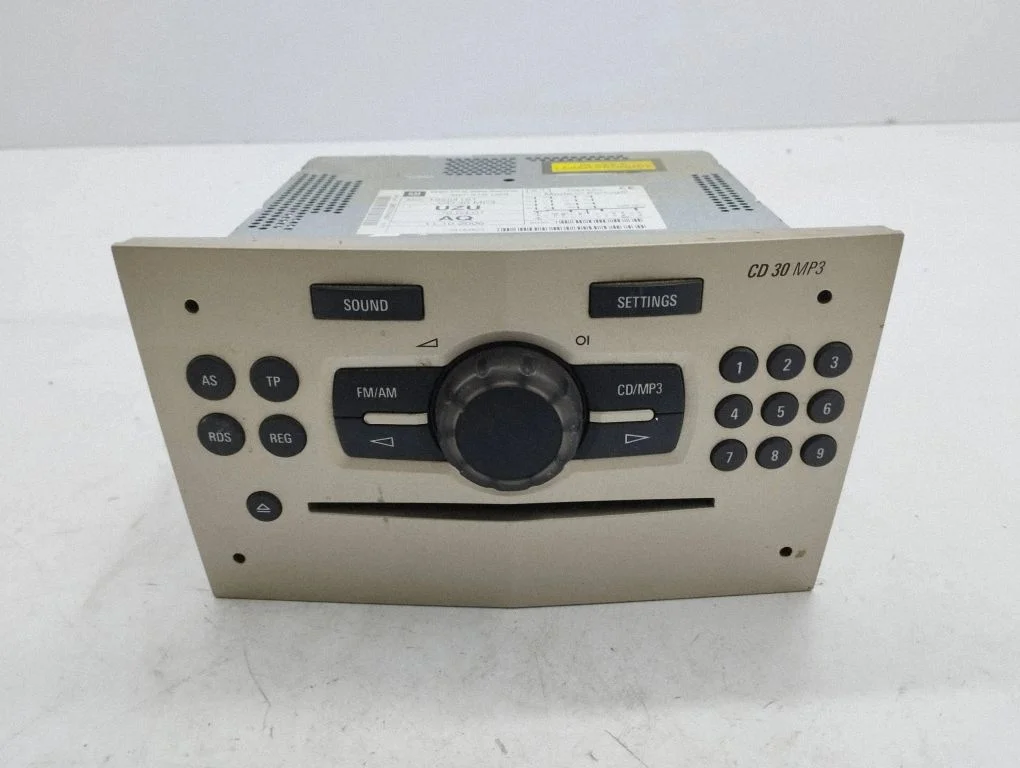 Radio/CD/DVD/GPS head unit – Opel Corsa D (2006-2014)