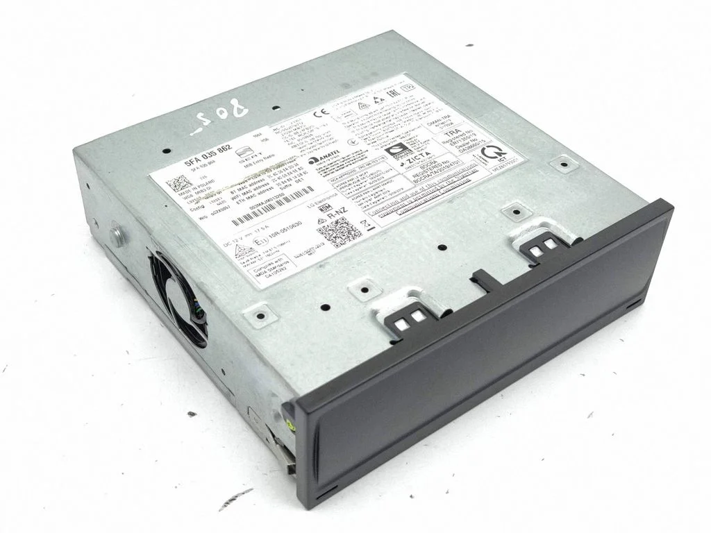 Radio/CD/DVD/GPS head unit 5FA035862