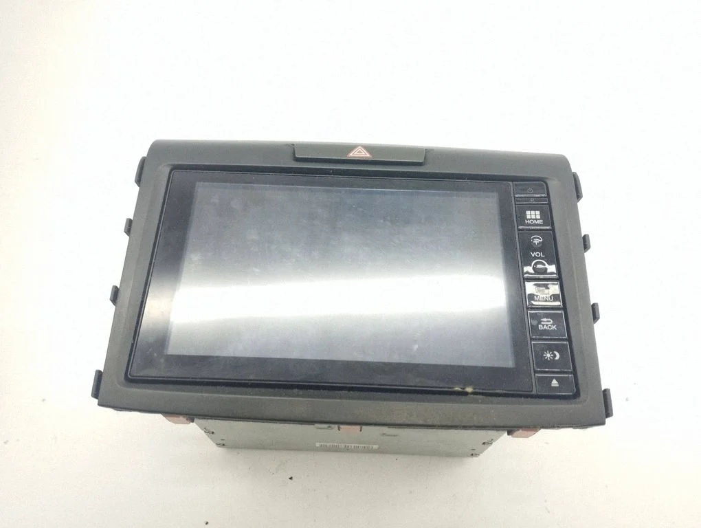 Radio, odtwarzacz CD/DVD, nawigacja 39100T1VE63M1