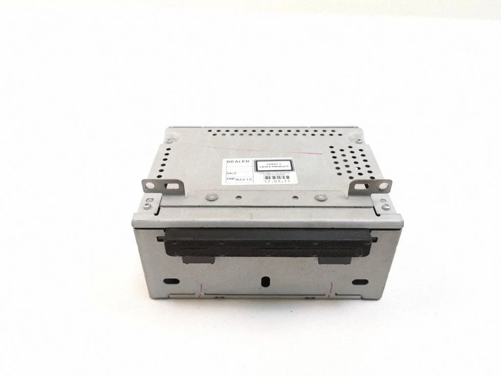 Radio, odtwarzacz CD/DVD, nawigacja BM5T18C815GE