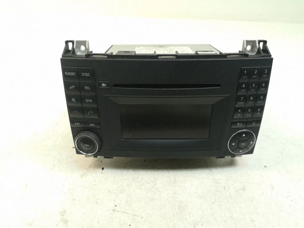 Radio/CD/DVD atskaņotājs/navigācija A1698706094
