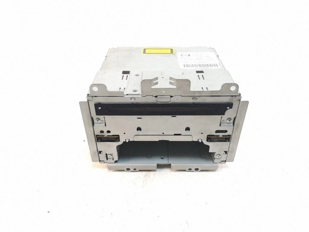 Radio, odtwarzacz CD/DVD, nawigacja CC93669R0
