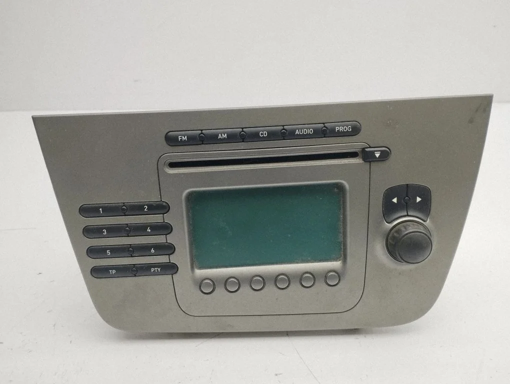 Radio/CD/DVD/GPS head unit 5P10351521GZ