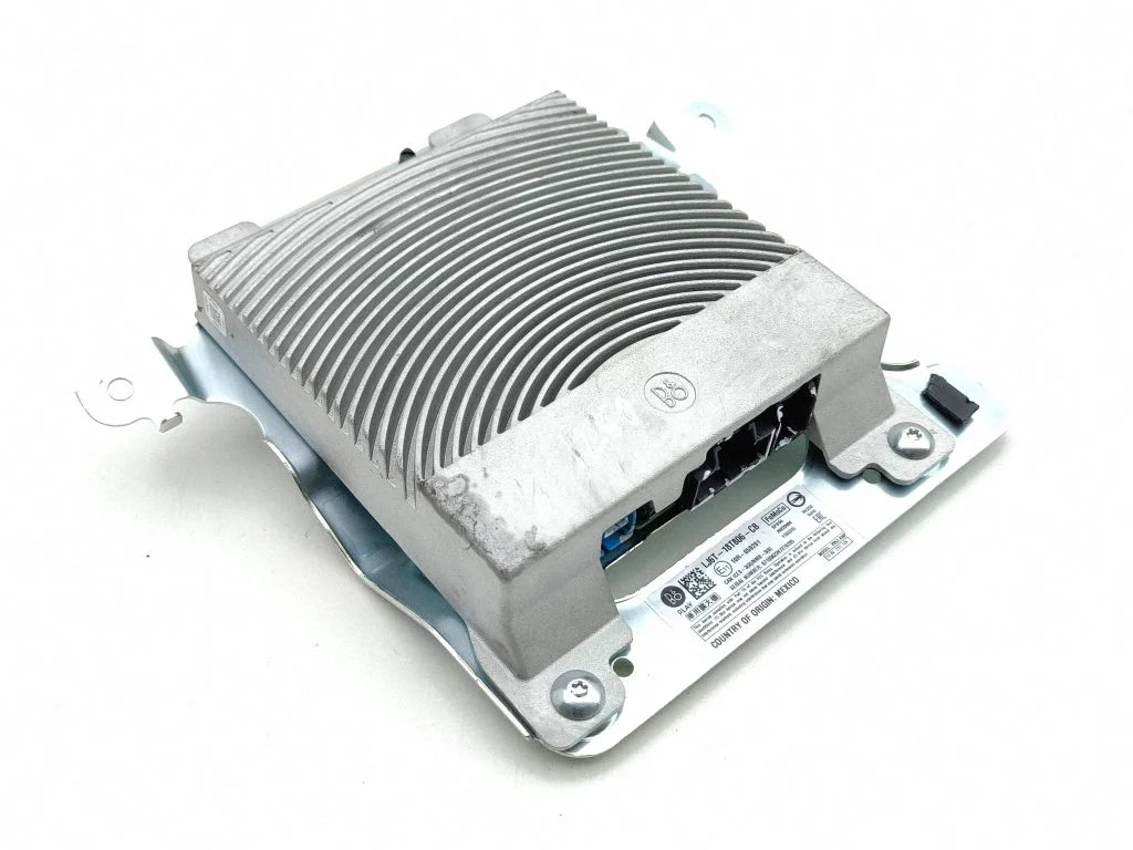 Sound amplifier LJ6T18T806CB