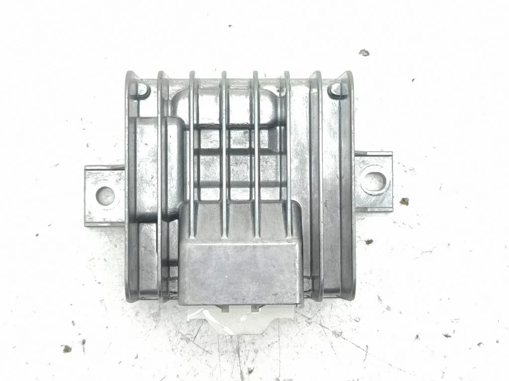 Skaņas pastiprinātājs A2439008400