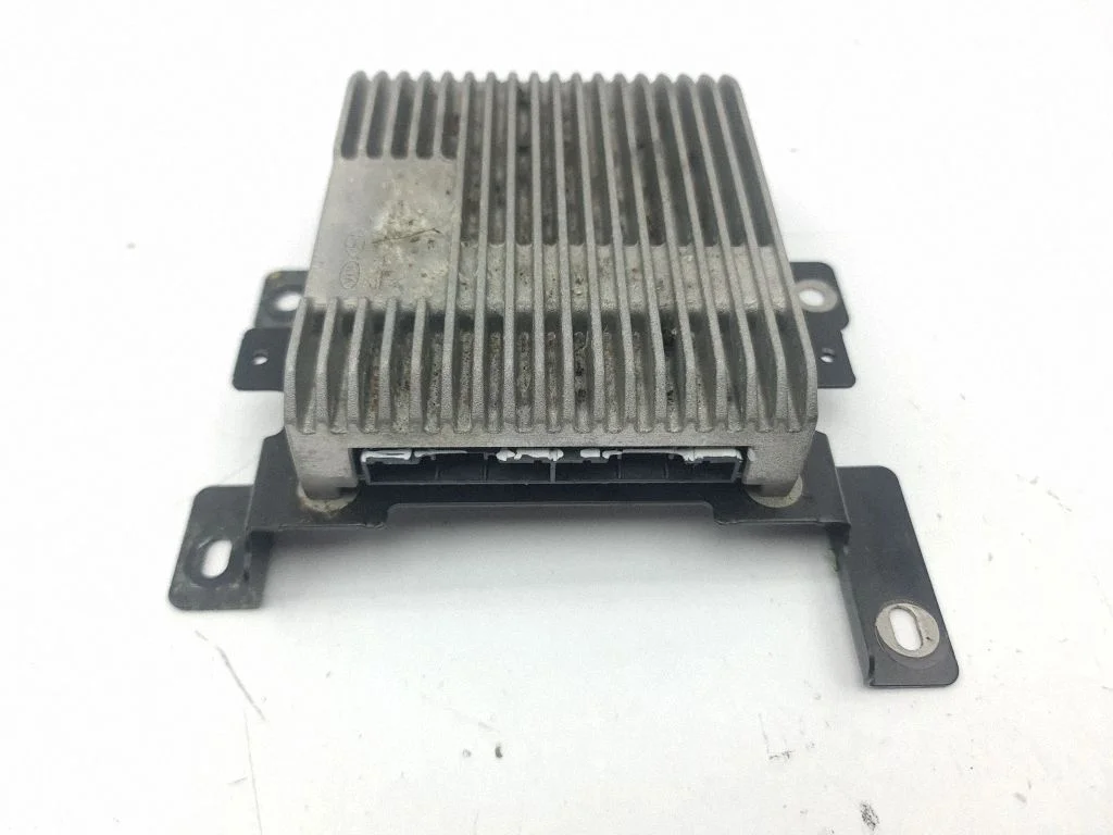 Skaņas pastiprinātājs 96370J9000