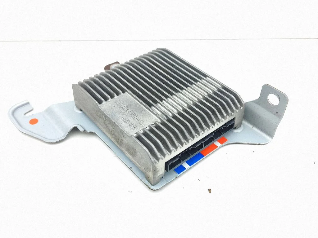 Sound amplifier 96370K4500