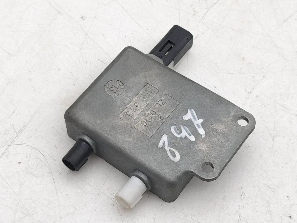Antenas pastiprinātājs – Mercedes-Benz B klase W246 W242 (2011-2017)