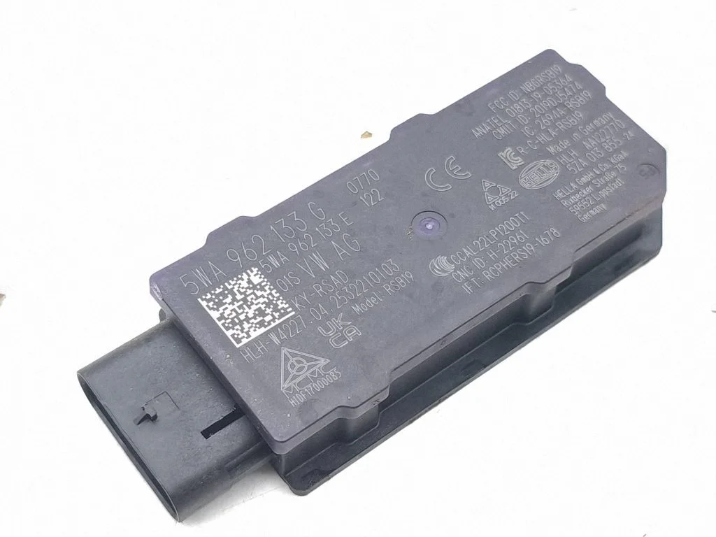 Antenni võimendi 5WA962133G