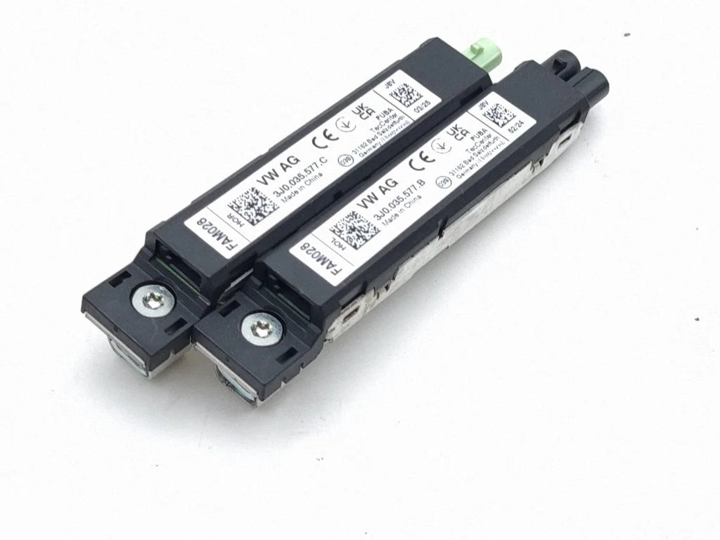 Antenni võimendi 3J0035577B