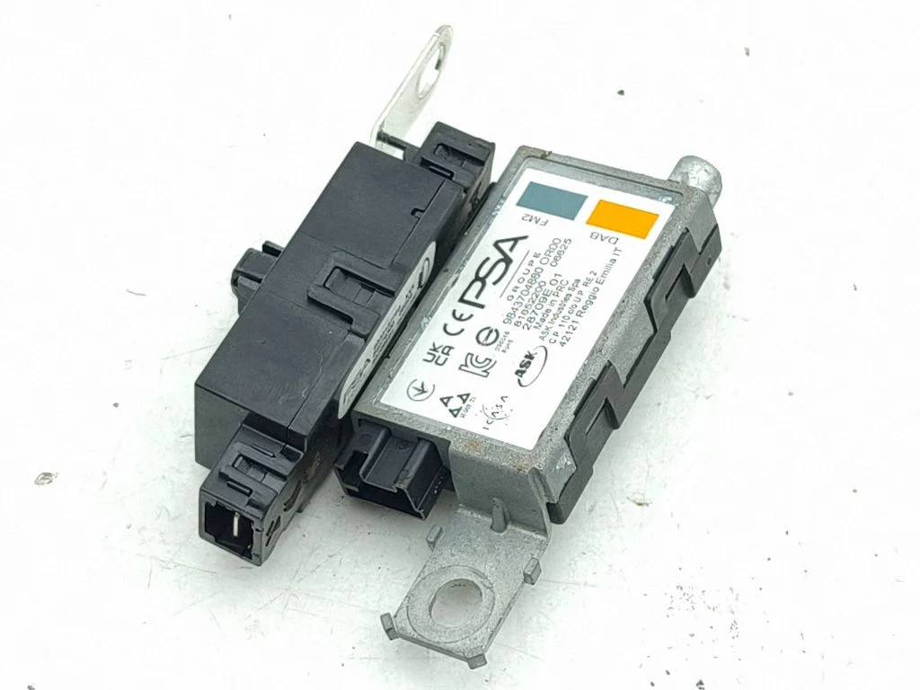 Antenas pastiprinātājs 9843704880