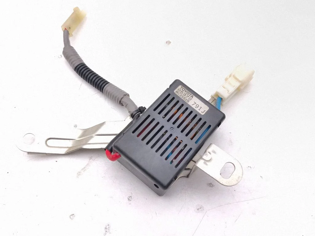 Wzmacniacz antenowy 05370