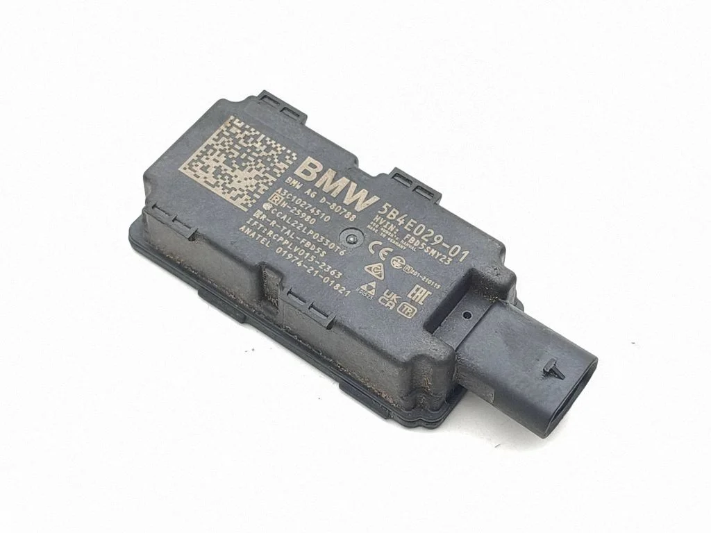 Antenas pastiprinātājs 5B4E02901