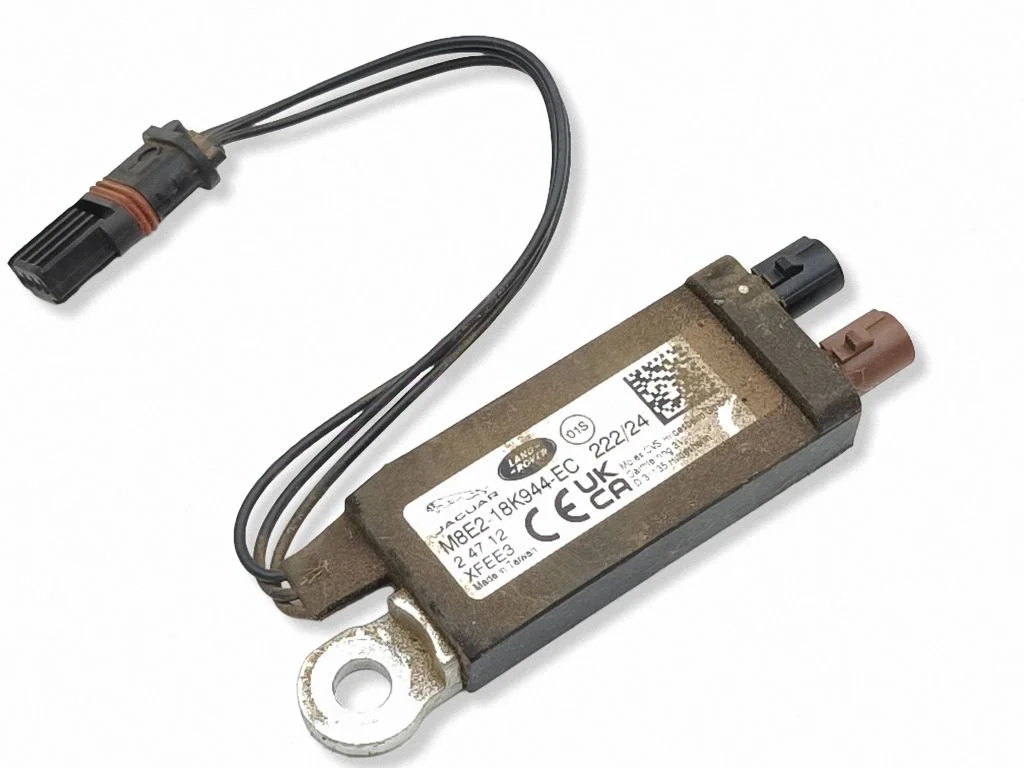 Antenas pastiprinātājs M8E218K944EC