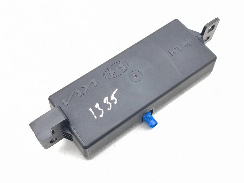 Aerial antenna amplifier – KIA Niro (2022-)