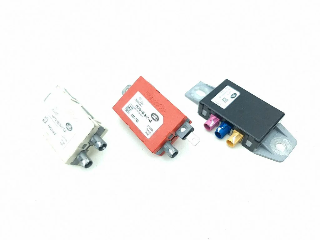 Antenas pastiprinātājs GX7318C847CA