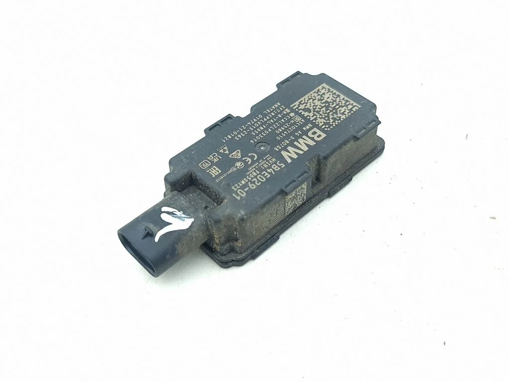 Aerial antenna amplifier – Mini F65 (2024-)