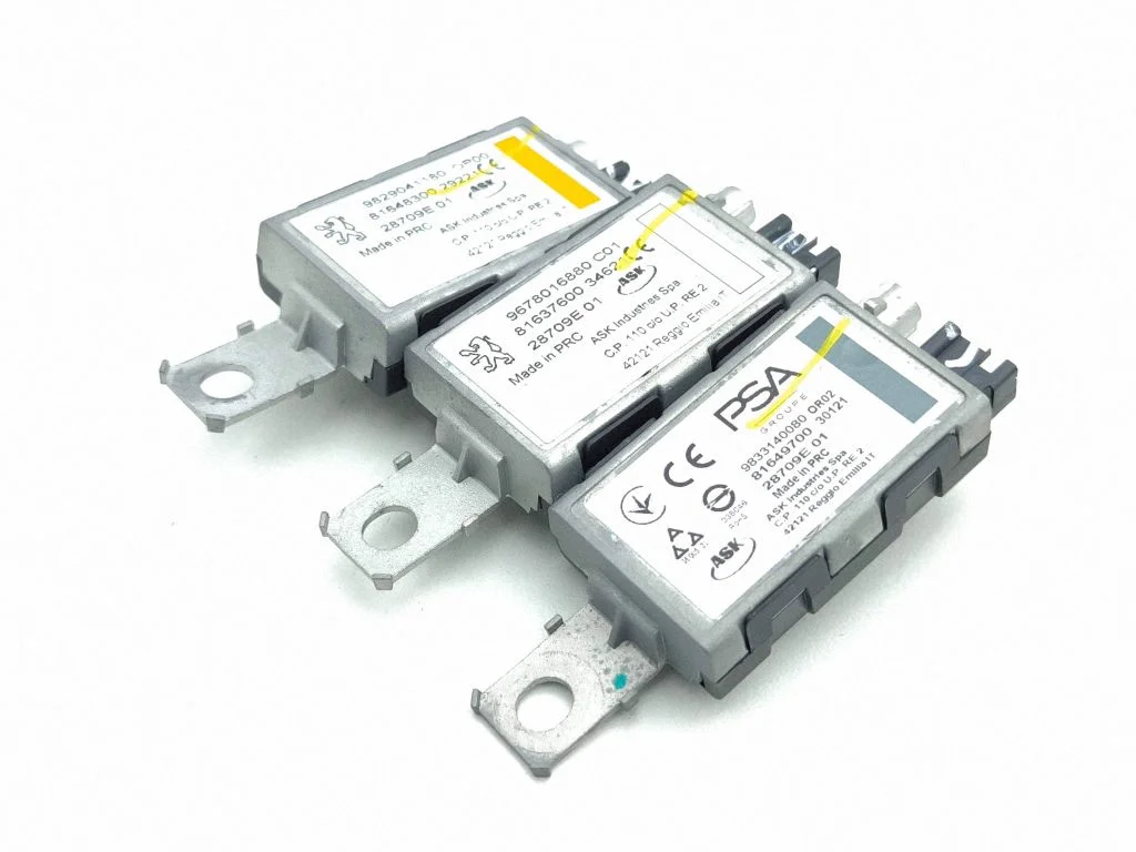 Aerial antenna amplifier – Peugeot 3008 II (2016-2023)