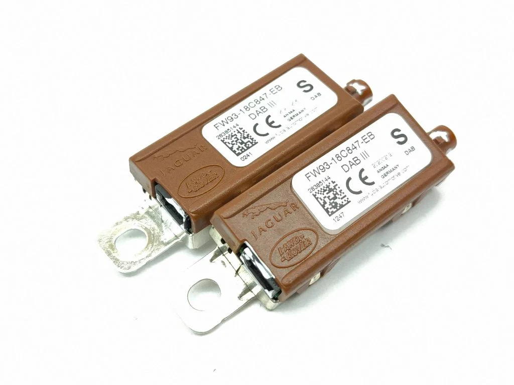 Aerial antenna amplifier – Land Rover Range Rover Evoque L551 (2018-)